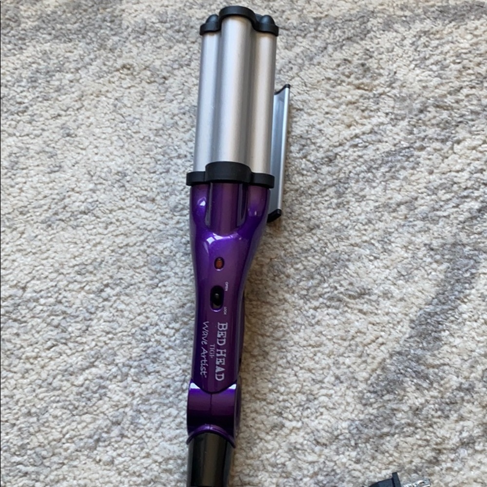 Bed head wave artist! Used twice!